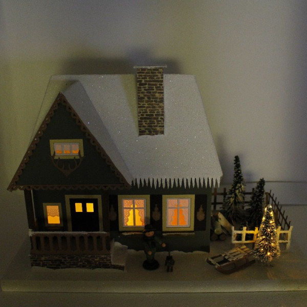 Erzgebirgisches Lichterhaus Altes Forsthaus mit