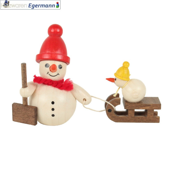 Schneemann mit Schneeschieber, Schlitten, rote Mütze, 6 cm Holzwaren Egermann - Made in Germany -